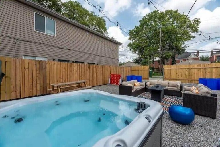 Walk to OSU: Relaxing Retreat with Hot Tub