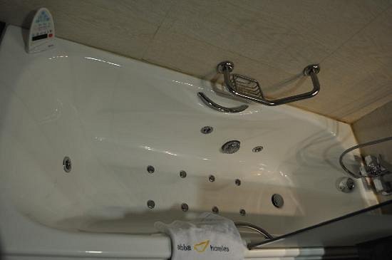 Abba Huesca Hotel, habitación con jacuzzi privado
