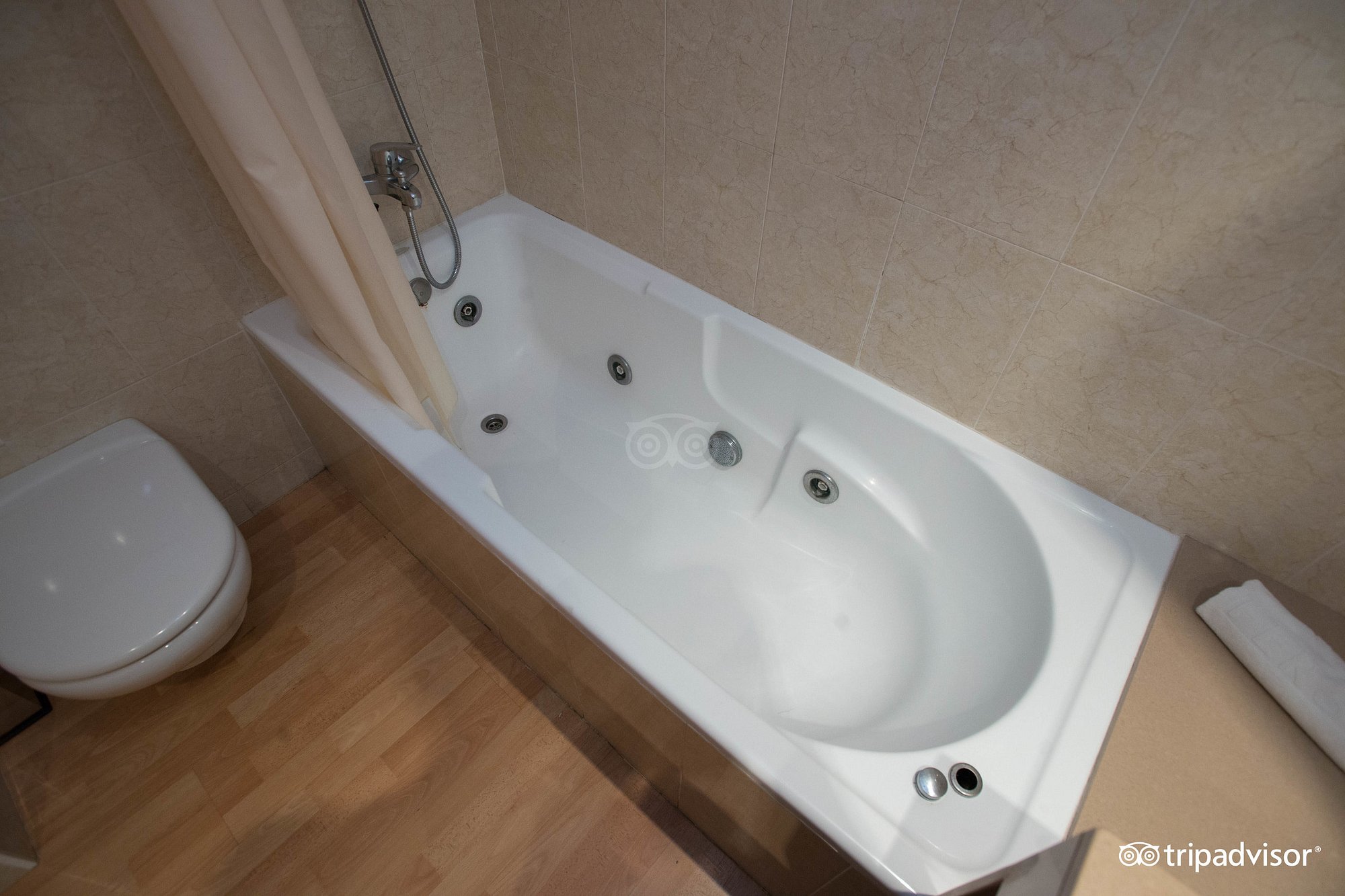 Alegria Plaza Paris, habitación con jacuzzi privado