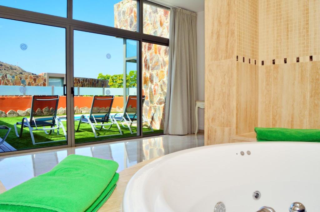 Anfi Opal Villas, habitación con jacuzzi privado