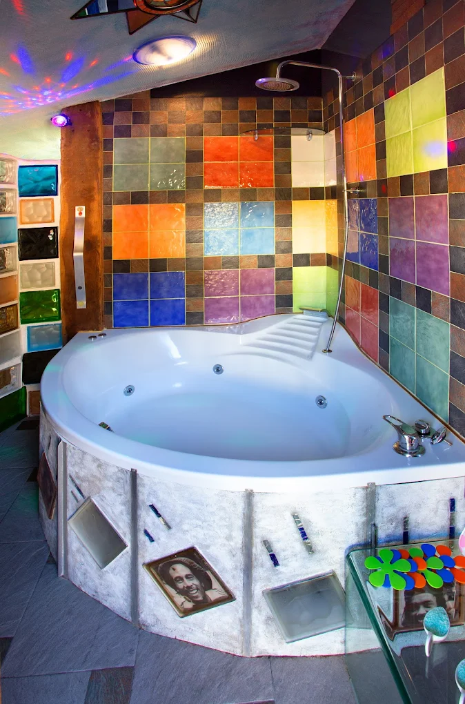 Apartamentos Temáticos Anahuaska, habitación con jacuzzi privado