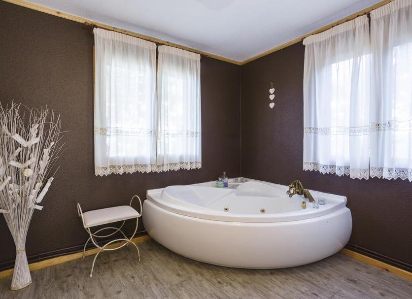 Apartamentos Turísticos Matagacha, habitación con jacuzzi privado