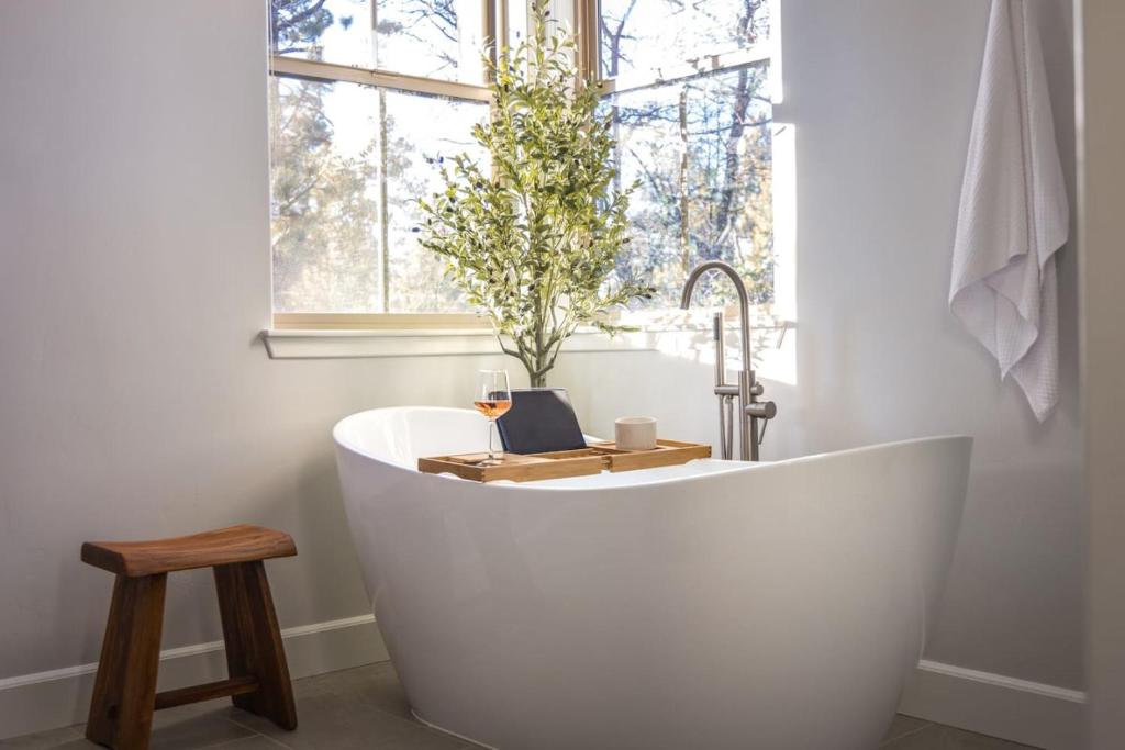 Aspen Glen Modern Retreat