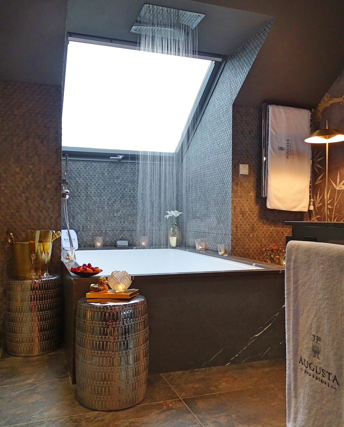 Augusta Eco Wellness Resort, habitación con jacuzzi privado