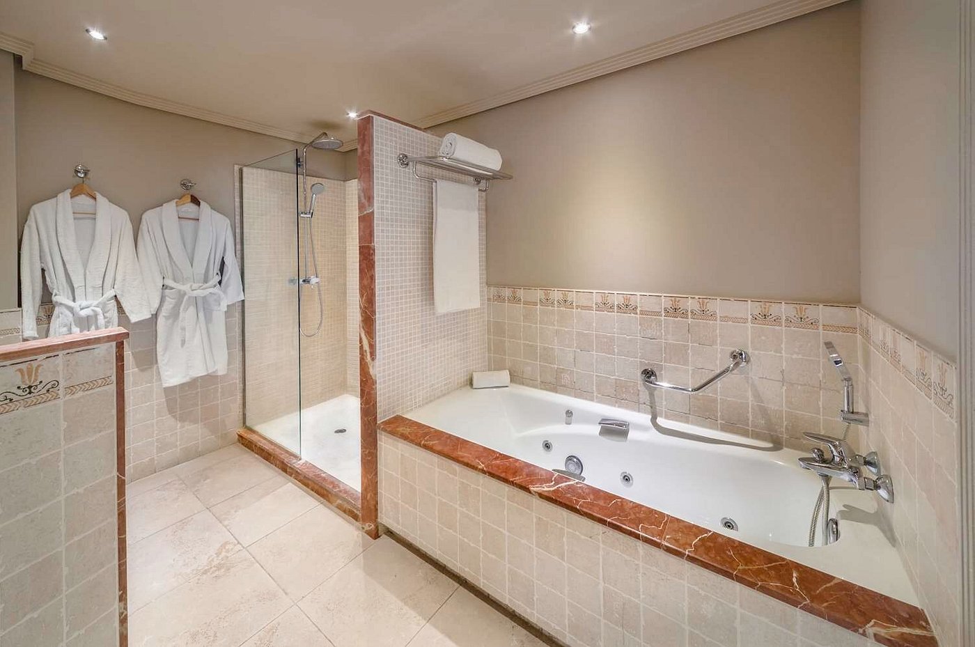 Barceló Marbella, habitación con jacuzzi privado