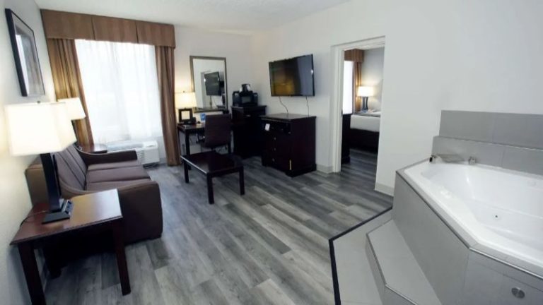 Best Western Paramus Hotel & Suites