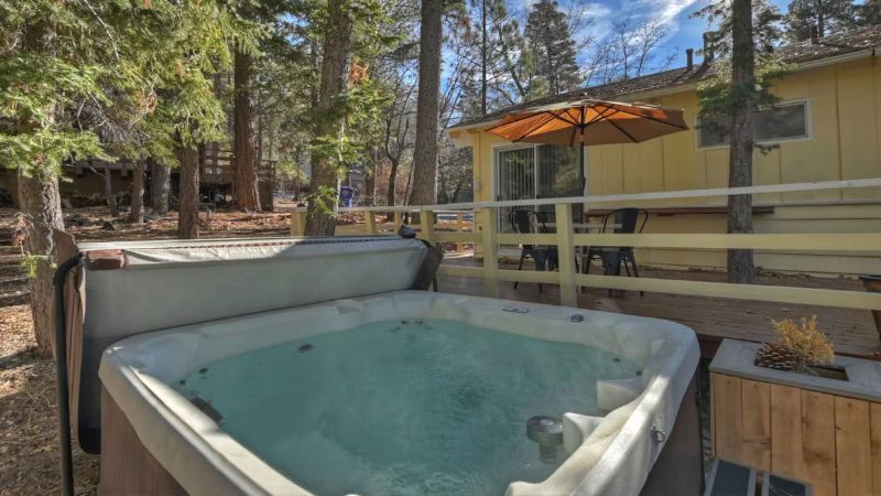 Peaceful Sunshine Chalet
