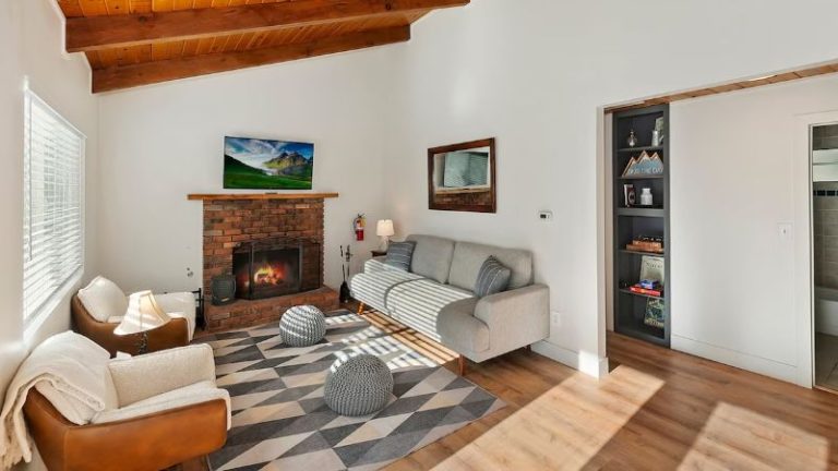 Peaceful Sunshine Chalet