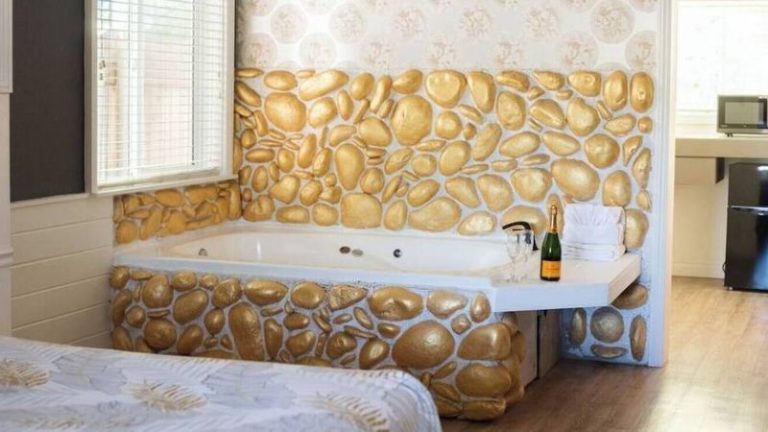 Big Bear Spa Suites