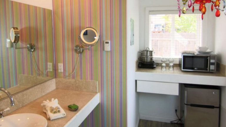 Big Bear Spa Suites