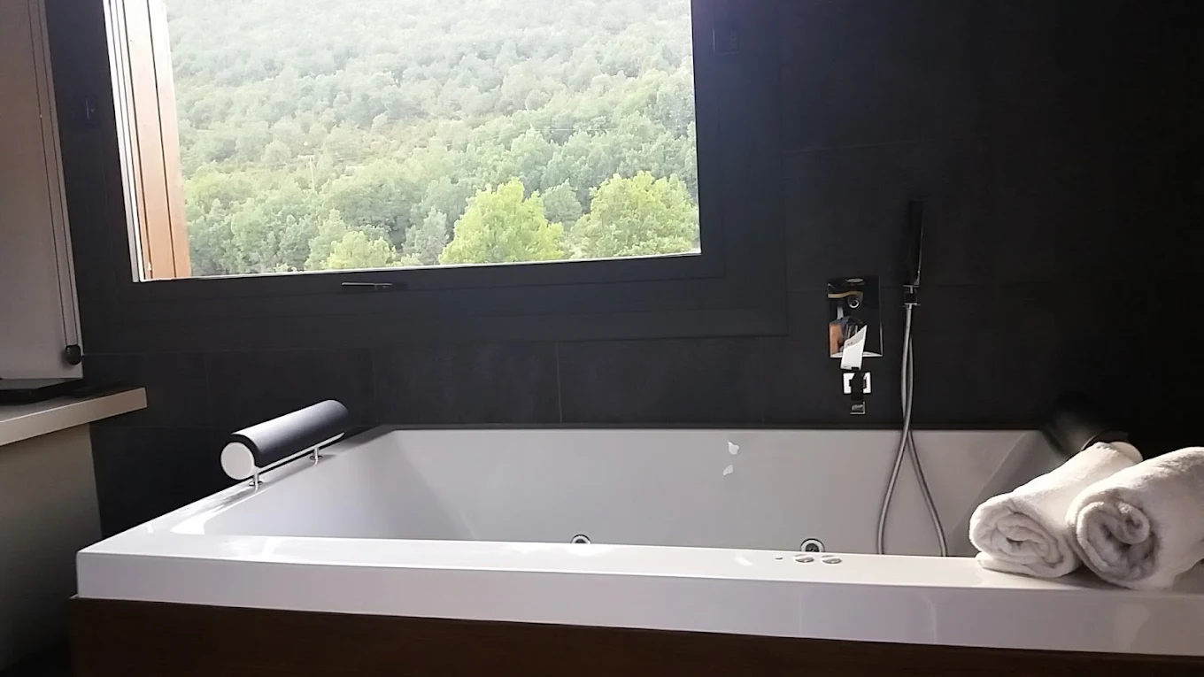 Bonansa Country Hotel, habitación con jacuzzi privado