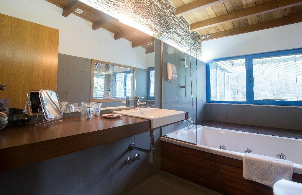 Casa Perfeuto María, habitación con jacuzzi privado