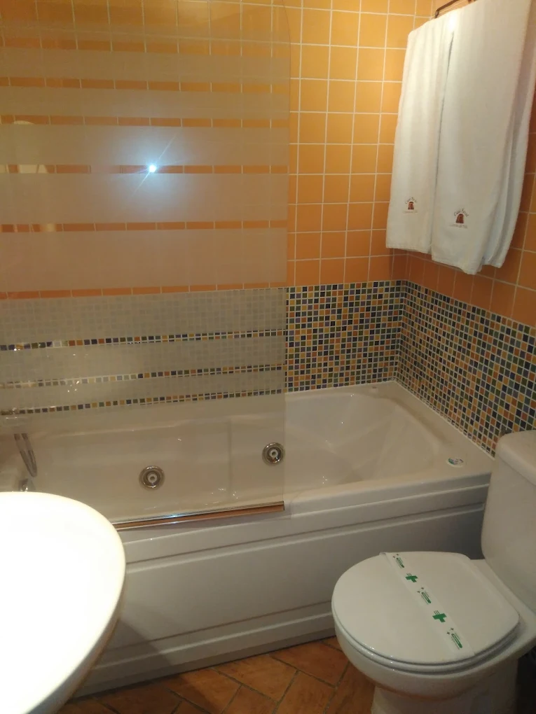 Casa Rural Capricho del Valle, habitación con jacuzzi privado