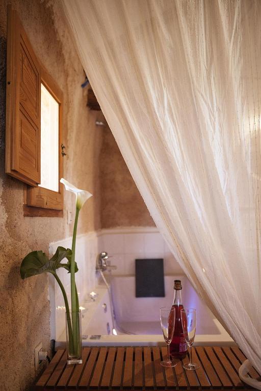 Casa Rural El Simarro, habitación con jacuzzi privado