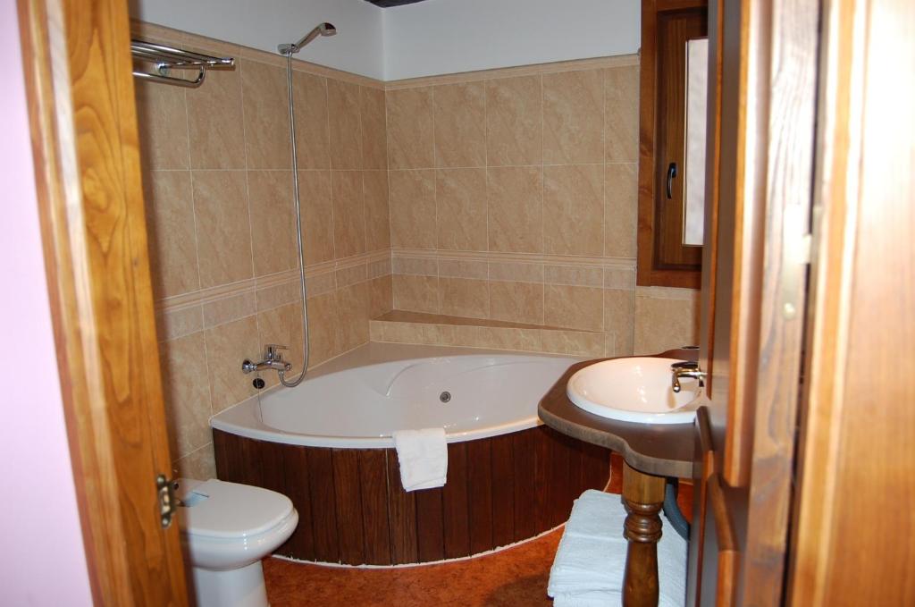 Casa Rural Pacio do Sil, habitación con jacuzzi privado
