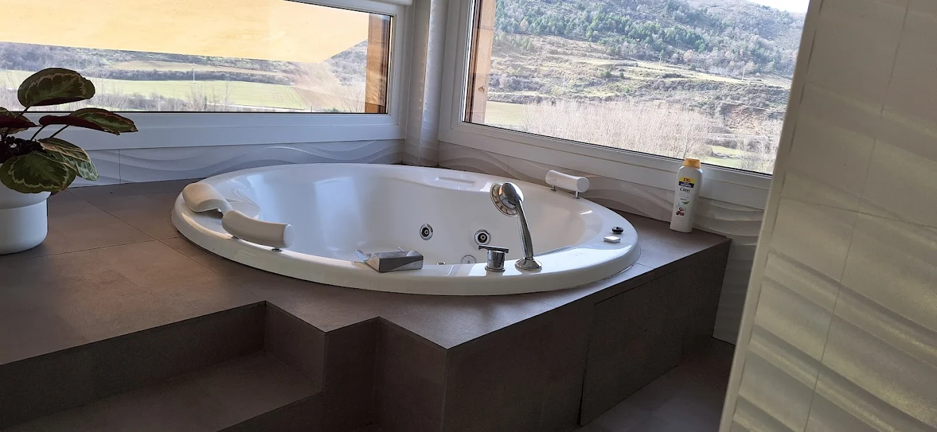 Casa rural Villa Flavina, habitación con jacuzzi privado