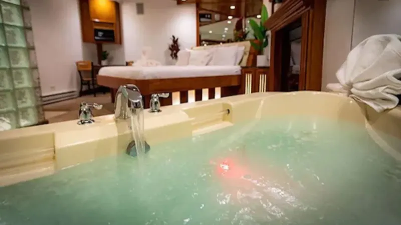 Sybaris Downers Grove