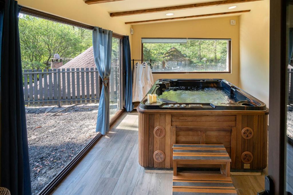 Complejo Turístico Rural El Solitario, habitación con jacuzzi privado