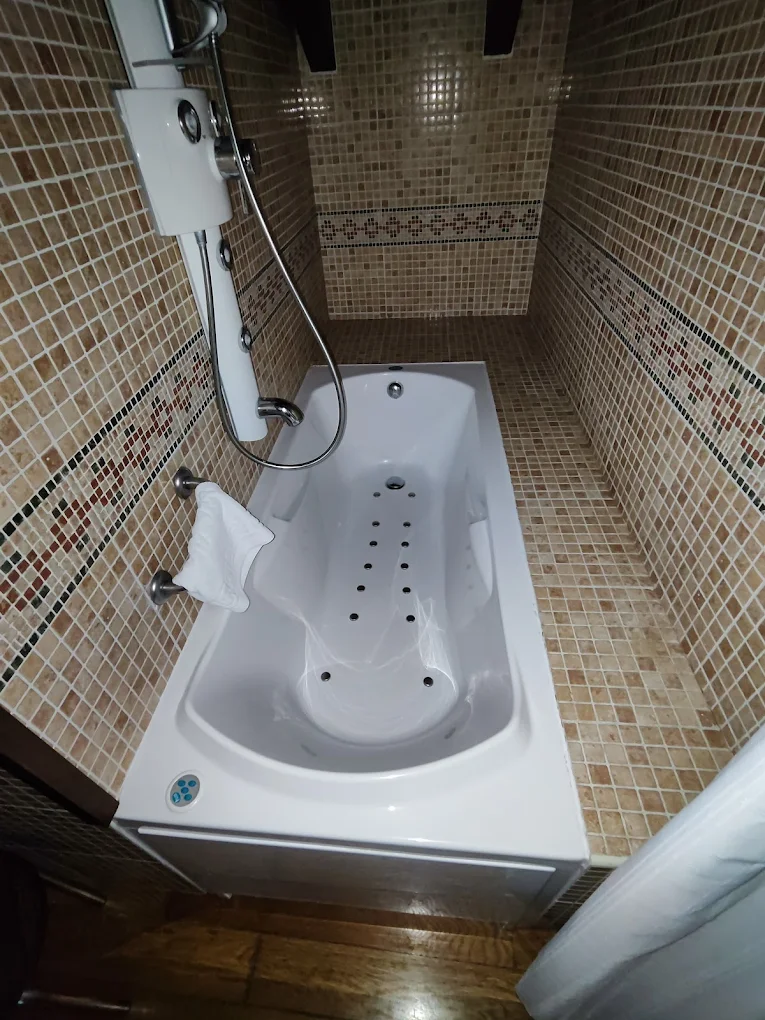 Conde Aznar, habitación con jacuzzi privado