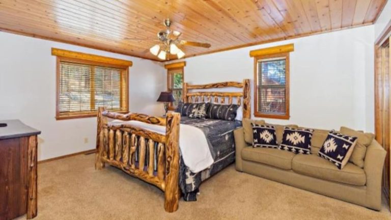 CUSTOM SINGLE STORY CABIN