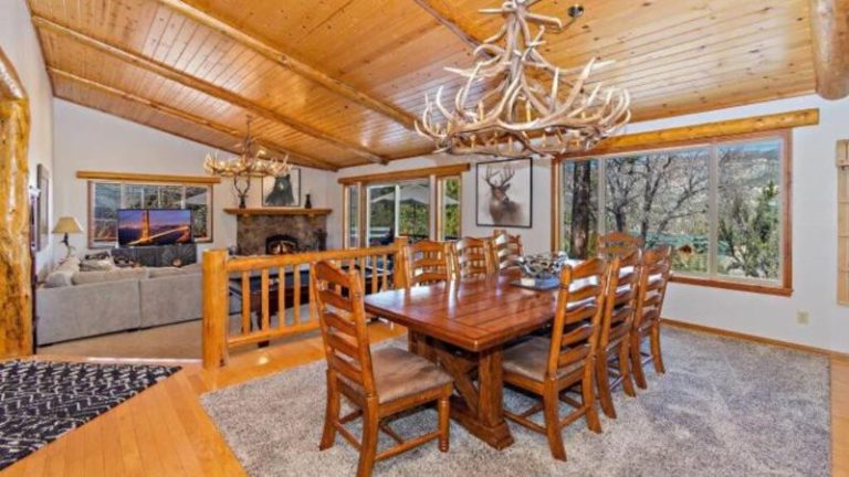 CUSTOM SINGLE STORY CABIN