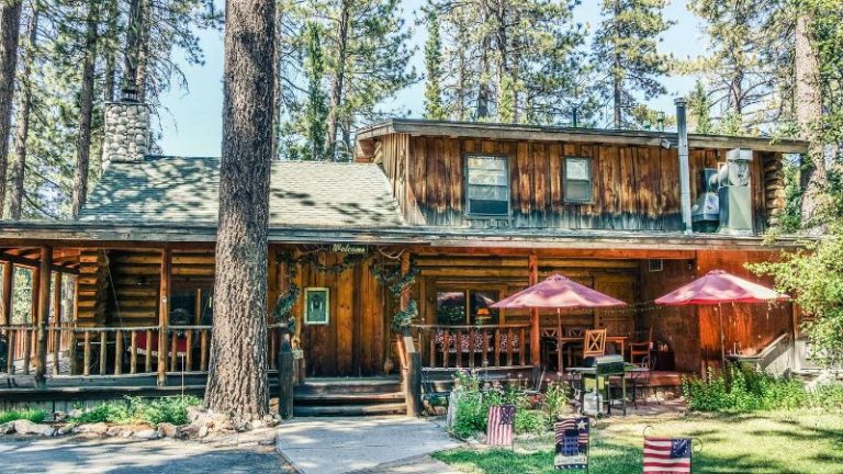 Eagle’s Nest Lodge