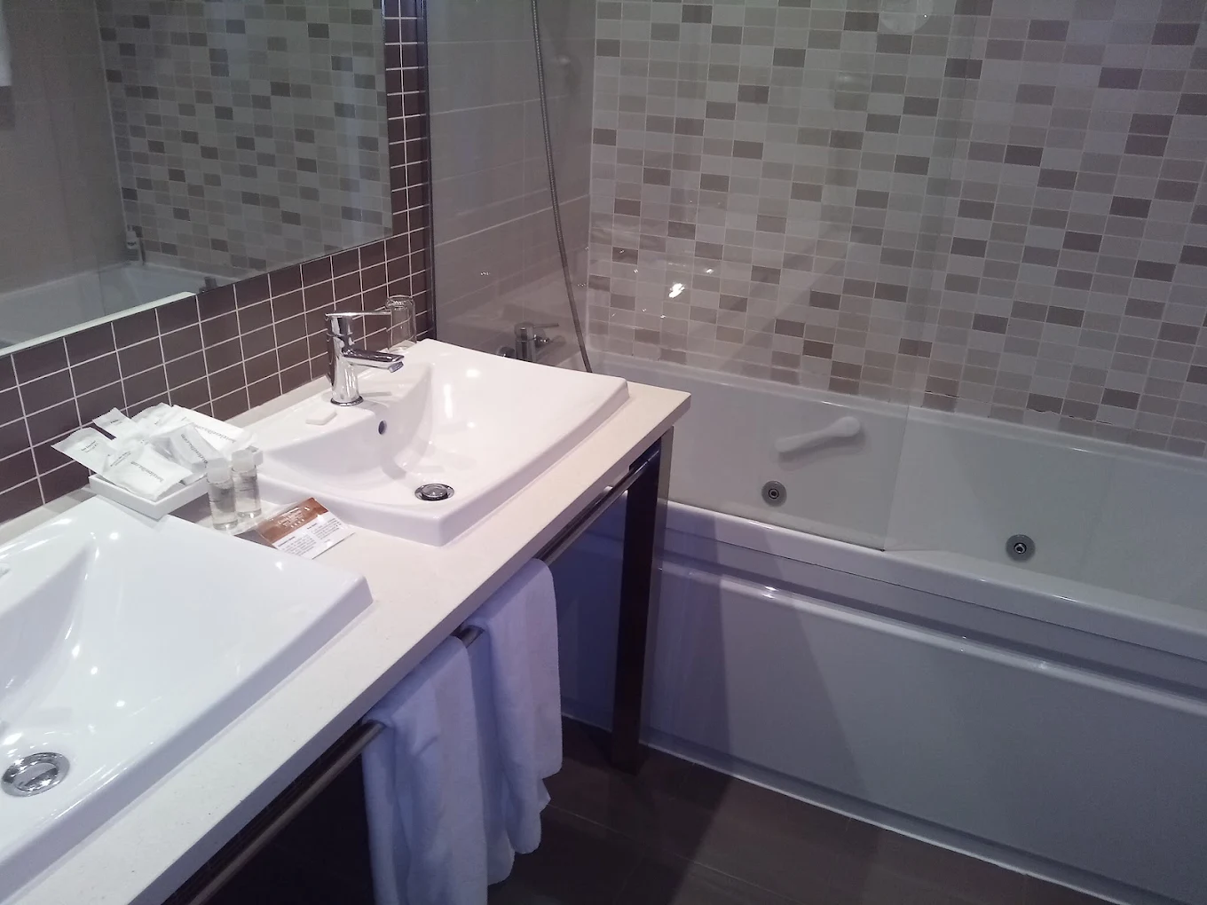 Elba Costa Ballena Beach & Thalasso Resort, habitación con jacuzzi privado