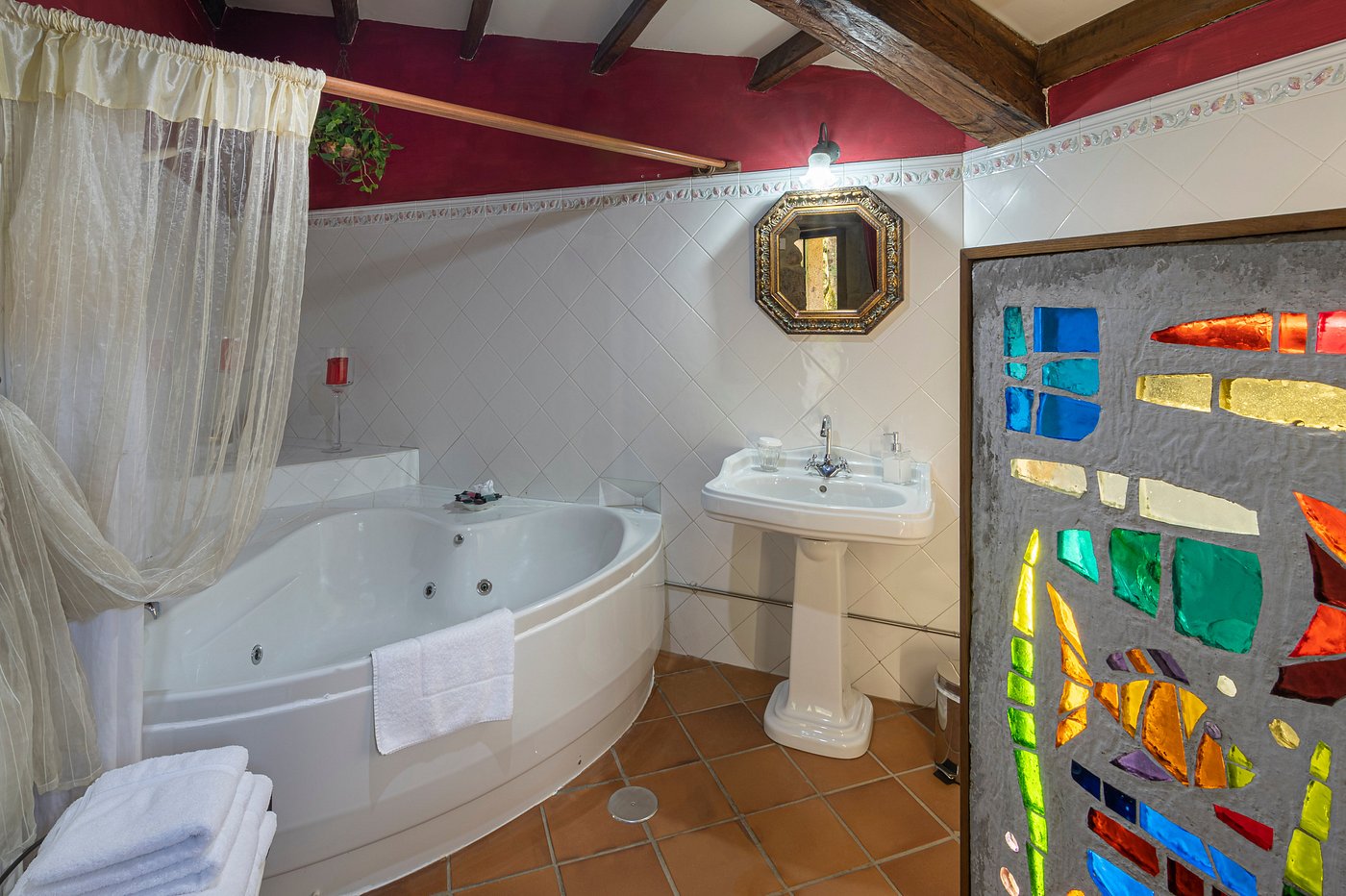 Entre Os Ríos – Casa Rural y Enoturismo, habitación con jacuzzi privado