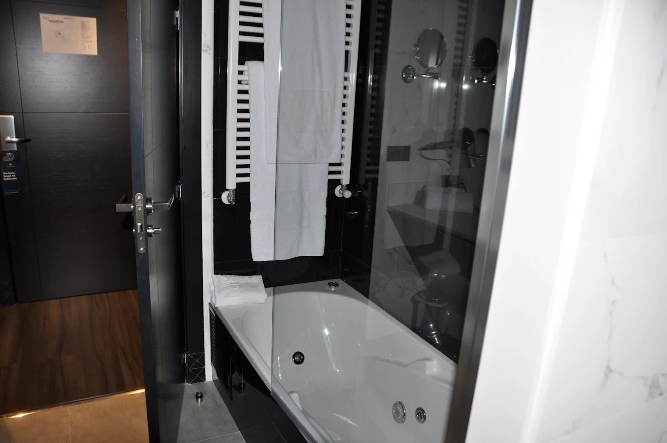 Eurostars Fuerte Ruavieja, habitación con jacuzzi privado