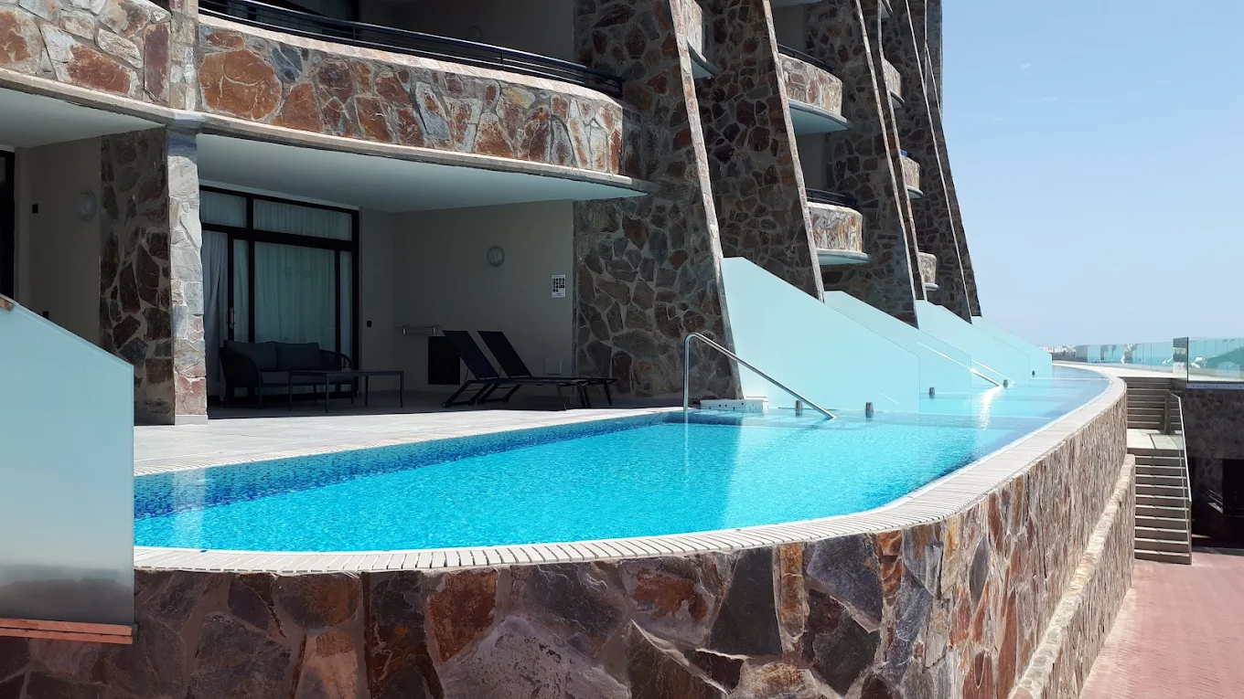 Gloria Palace Amadores Thalasso, habitación con jacuzzi privado