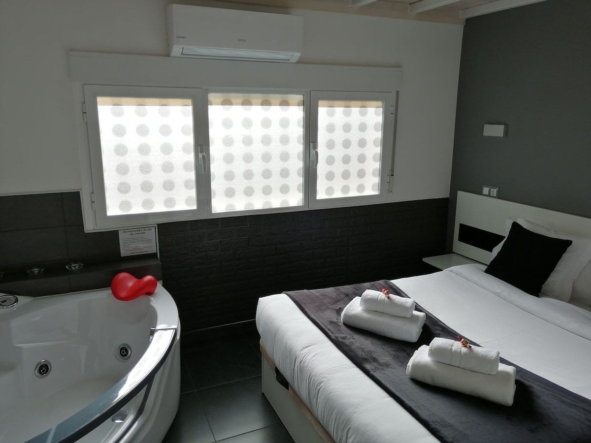 Gredos Loft, habitación con jacuzzi privado