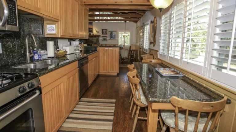 Grizzly Mountain Lodge