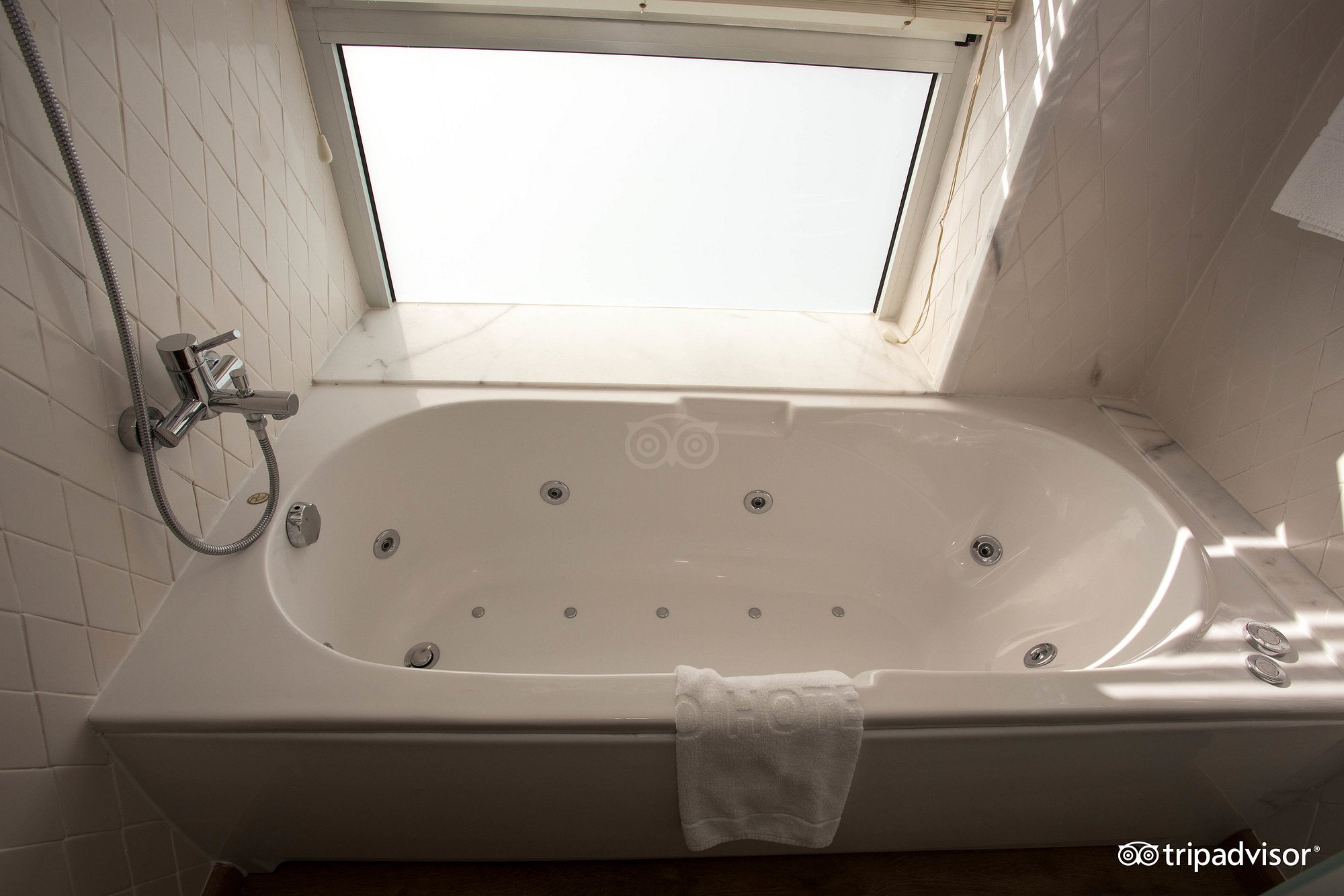 H10 Big Sur, habitación con jacuzzi privado