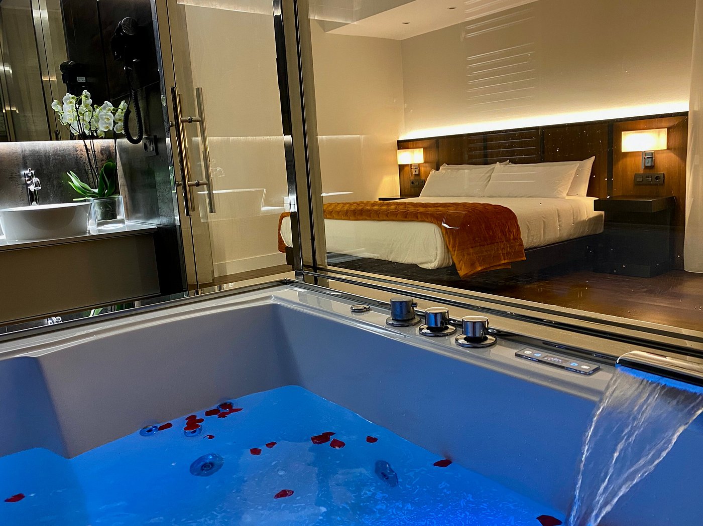 Harpazul, habitación con jacuzzi privado