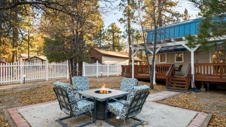 Hillcrest HappyNest