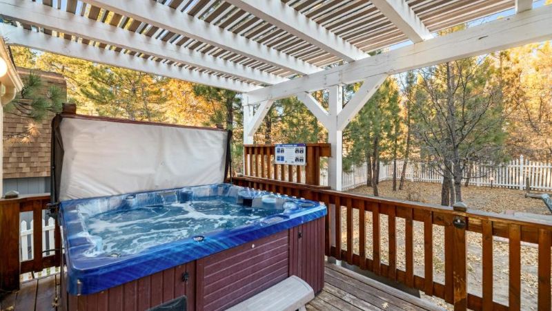 Hillcrest HappyNest