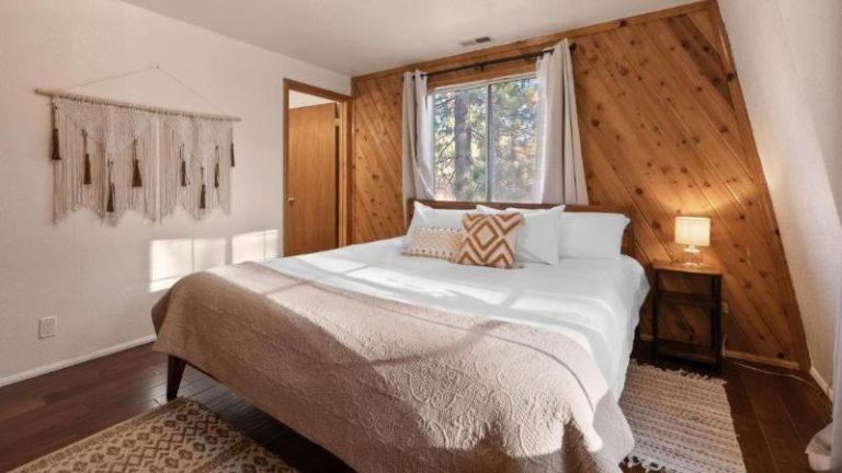 Hillcrest HappyNest