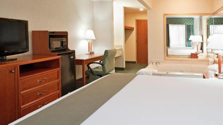 Holiday Inn Express Birch Run (Frankenmuth Area), an IHG hotel