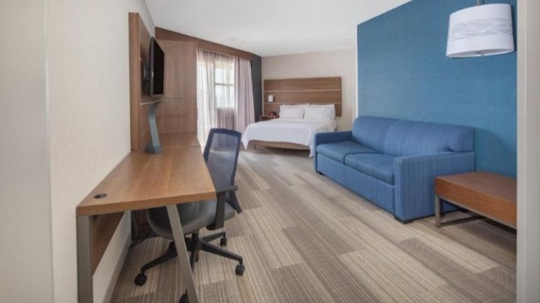 Holiday Inn Express San Diego Airport-Old Town by IHG