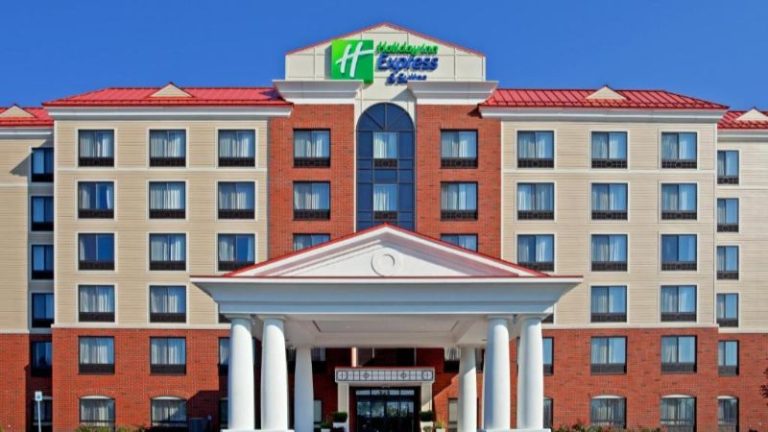 Holiday Inn Express & Suites Albany Airport Area – Latham, an IHG Hotel