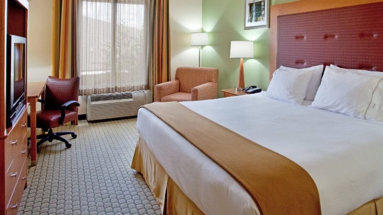 Holiday Inn Express & Suites Charleston-north By Ihg