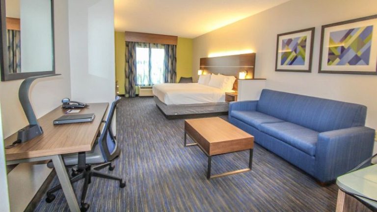 Holiday Inn Express & Suites Charleston-north By Ihg