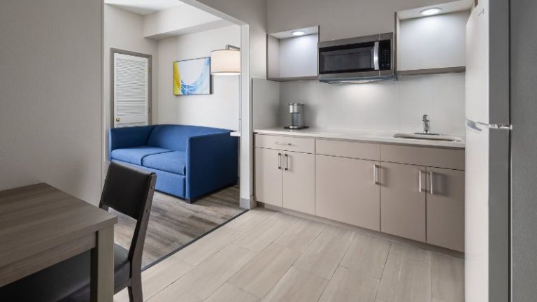 Holiday Inn Express & Suites Leesburg – Historic District