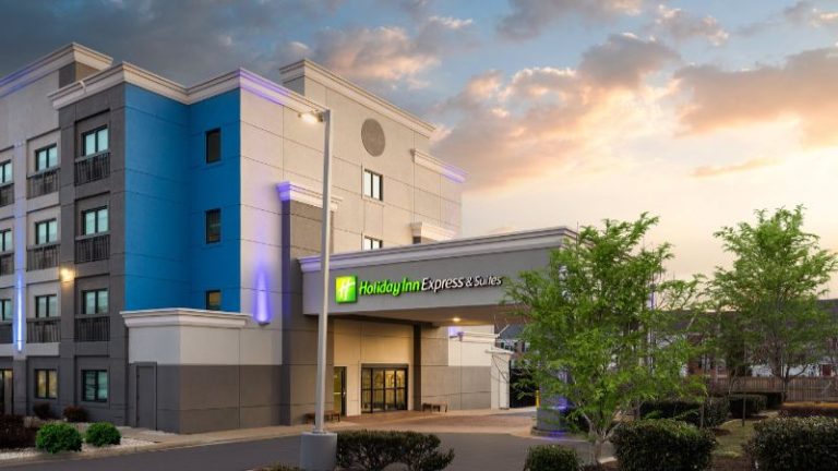 Holiday Inn Express & Suites Leesburg – Historic District