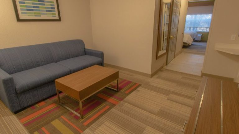 Holiday Inn Express & Suites Manassas by IHG