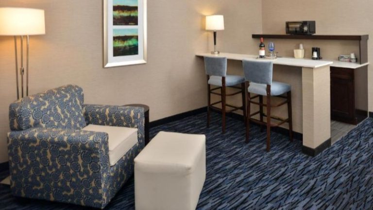 Holiday Inn Express & Suites Peekskill-Lower Hudson Valley, an IHG Hotel