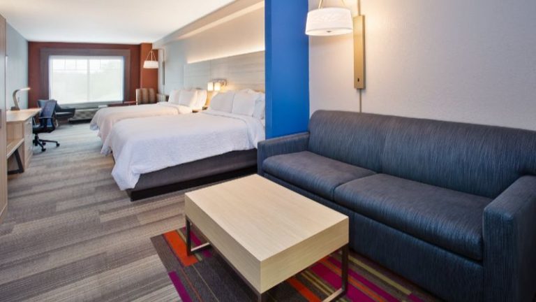 Holiday Inn Express & Suites Rochester Webster by IHG