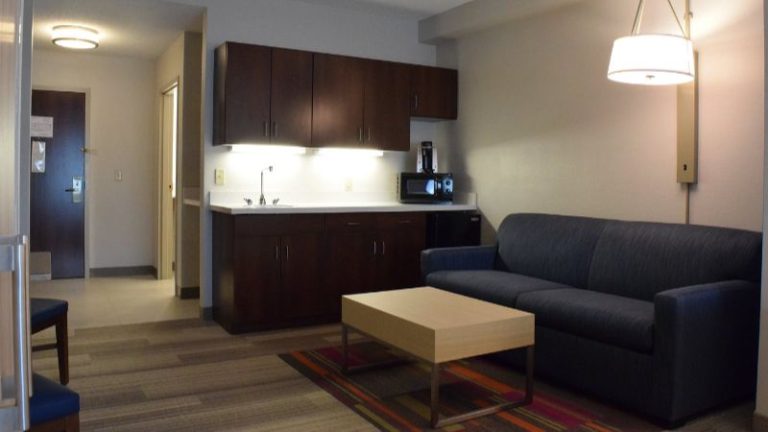 Holiday Inn Express & Suites Rochester Webster by IHG