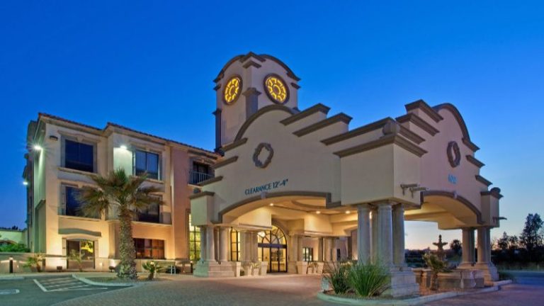 Holiday Inn Express & Suites Tucson Mall, an IHG hotel