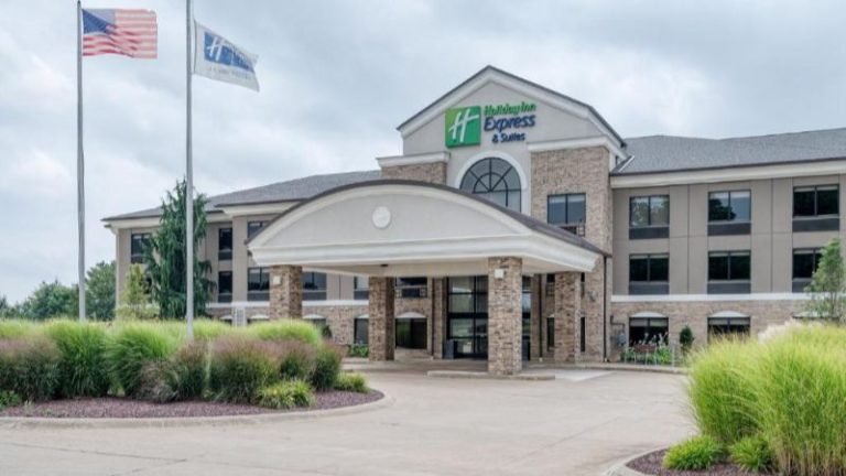 Holiday Inn Express & Suites Wadsworth, an IHG hotel